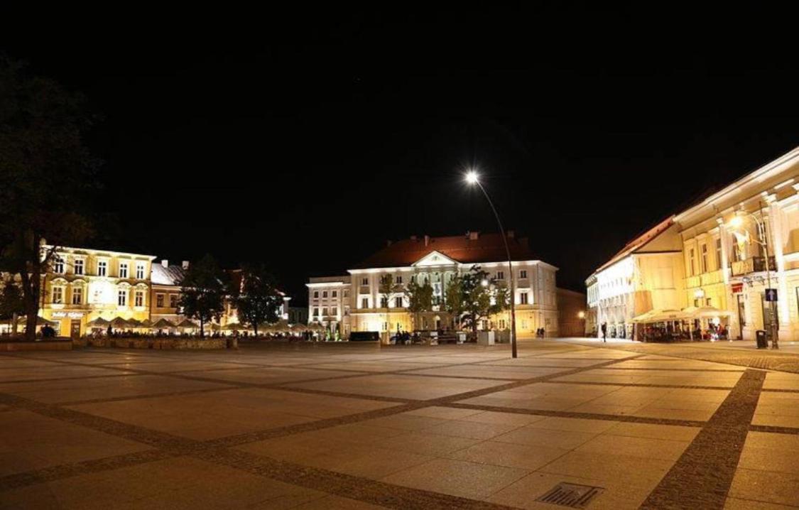 Pensjonat Widok Rynek -Parking Kielce Exterior foto